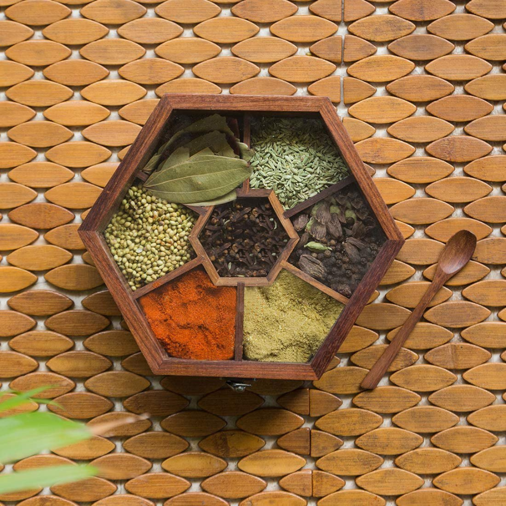 Spice Boxes/Spice_Box_Set_with_Spoon.png
